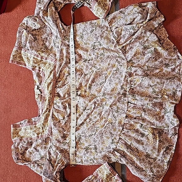 STUNNING AMERICAN EAGLE FLORAL SQUARE NECK BLOUSE - Picture 7 of 8